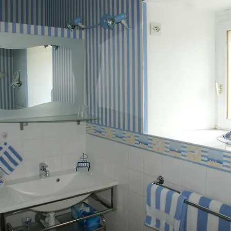La Chatellerie Bed & Breakfast Pance